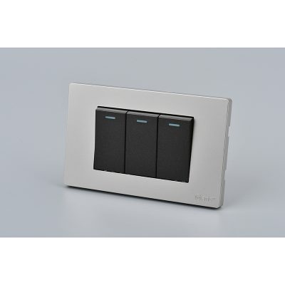 INTERRUPTOR TRIPLE MET 9/12 16A G+N 10PC