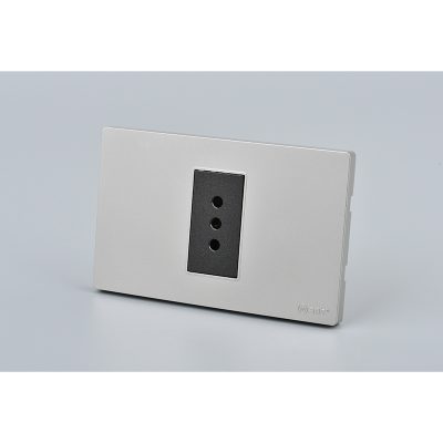 TOMACORRIENTE SIMPLE MET 10A G+N 10PC