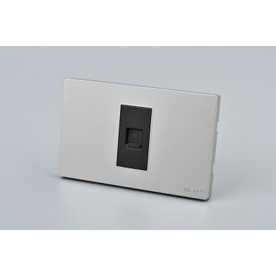TOMA INTERNET MET RJ45 G+N 10PC