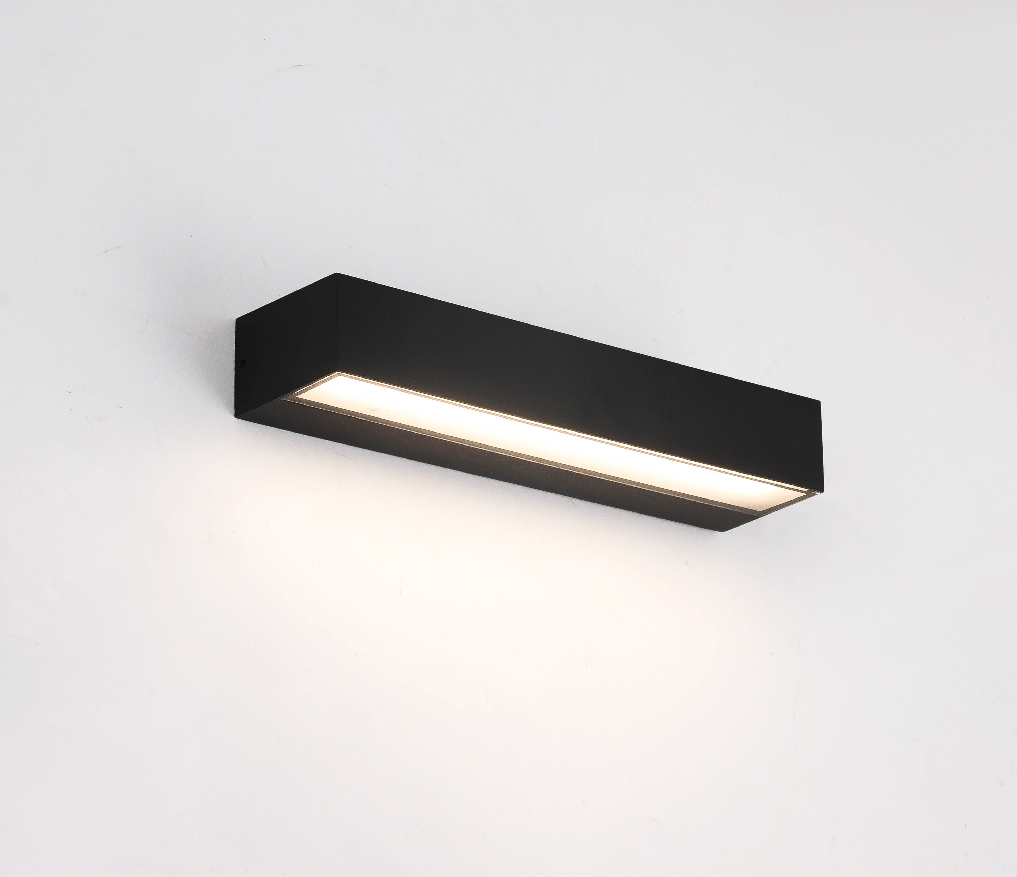 APLIQUE LED 012 10W NEGRO IP65 3000K - Imagen 3